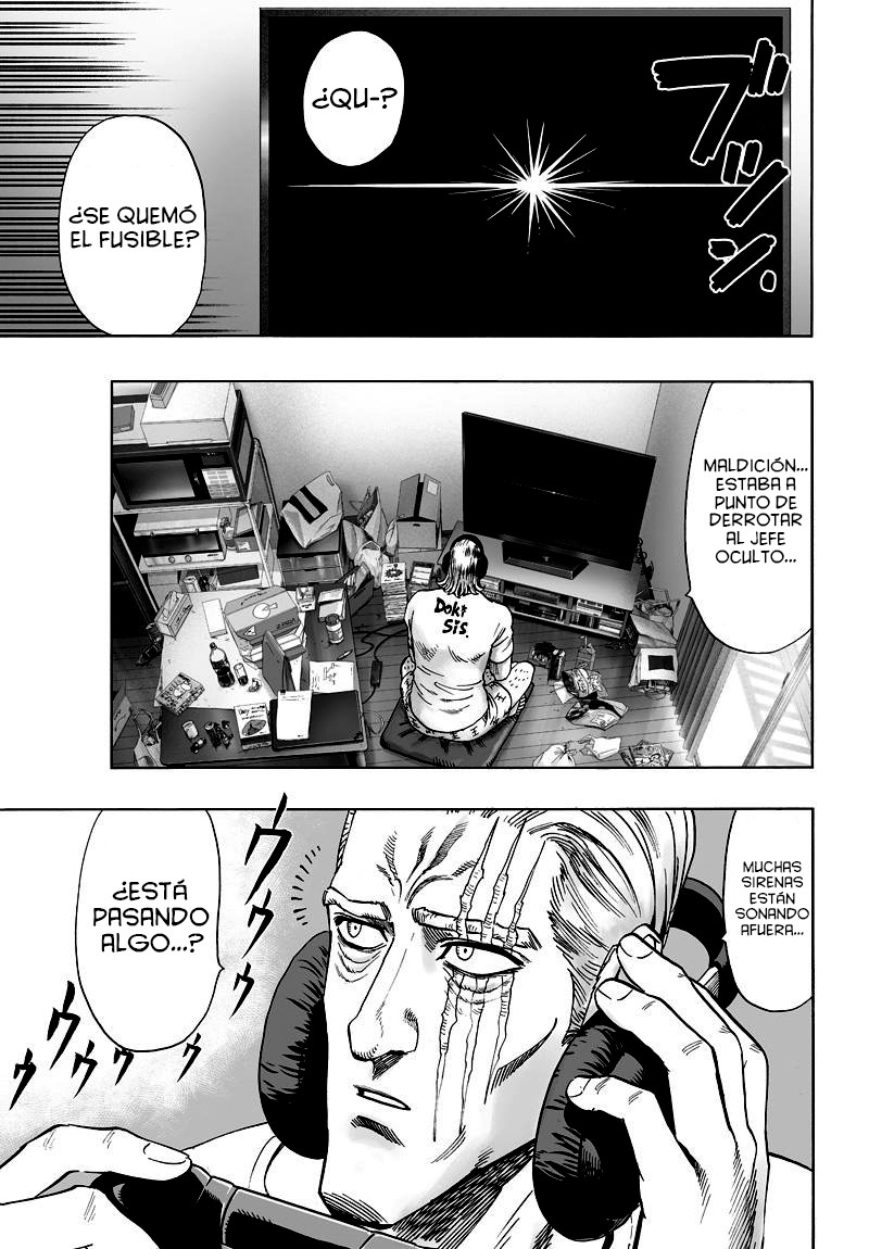 Read One Punch Man ES Manga Online